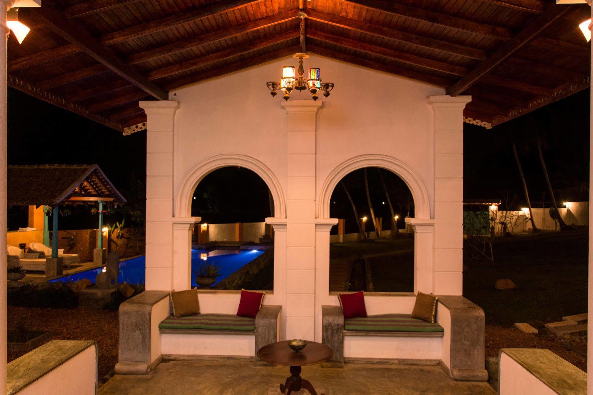 هيكادوفا Villa Kubura المظهر الخارجي الصورة